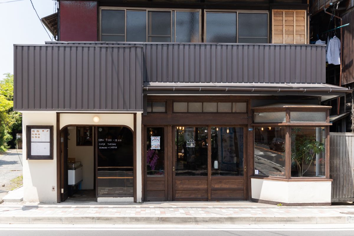 新店も古民家を自分たちの手でリノベーション