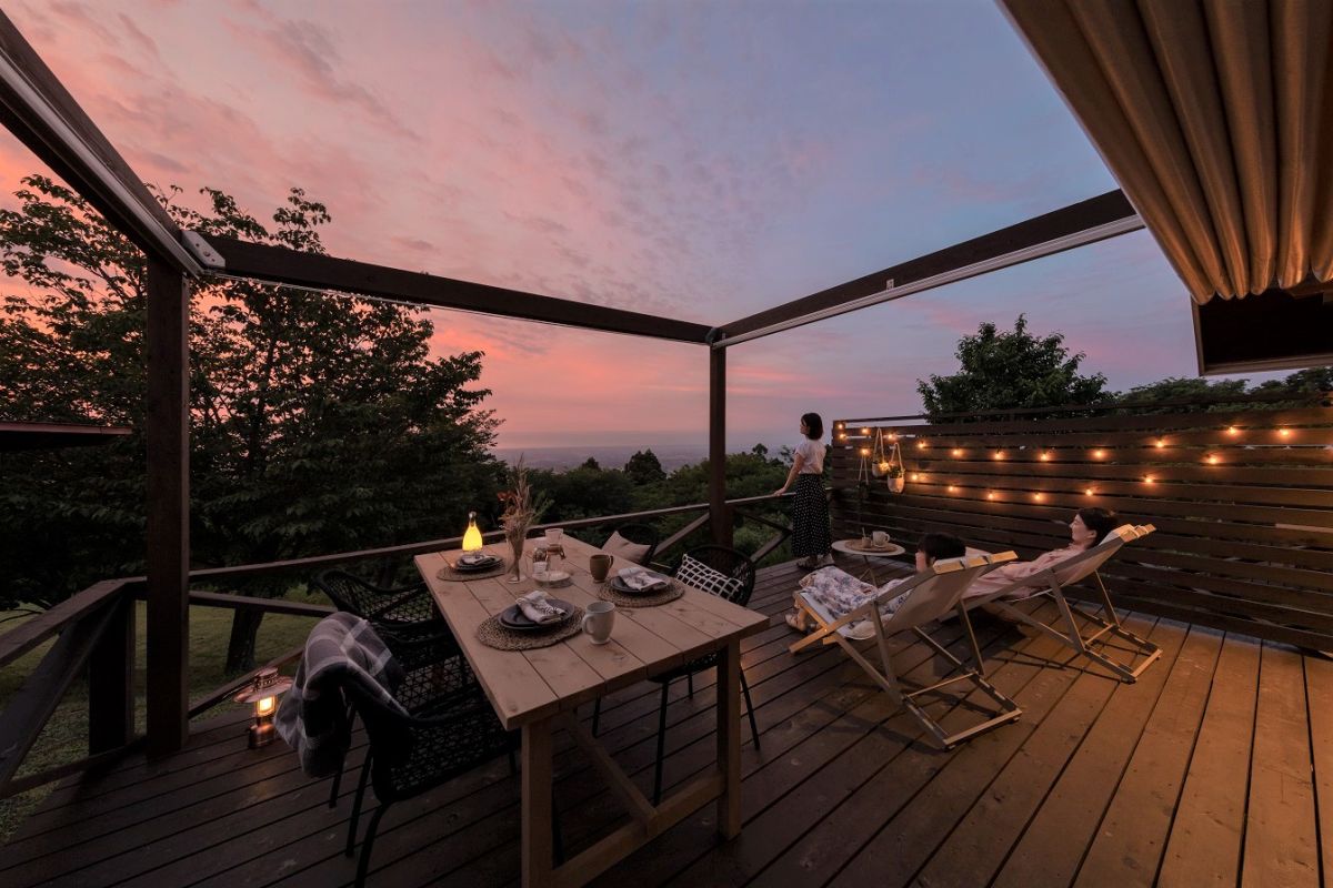 SKY CABINデッキ