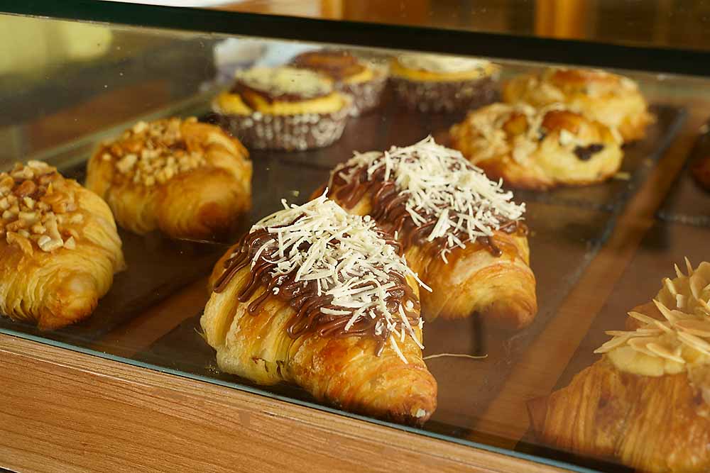 クロワッサン Rp.2万5000～