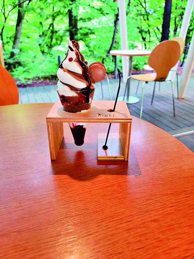 「ベ リーショコラパフェ」1000円