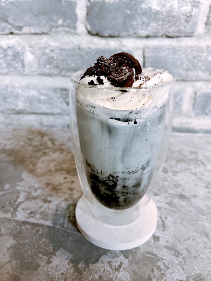 「オレオラテ」950円