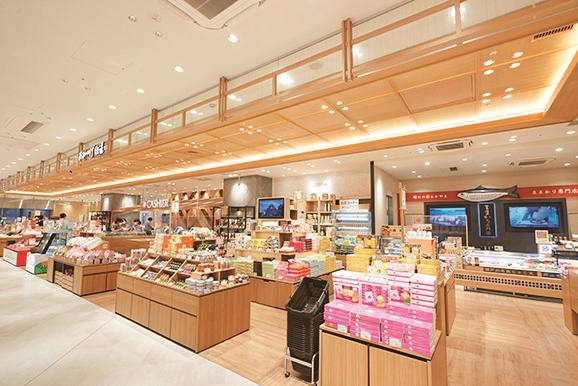 駅内のお土産売り場