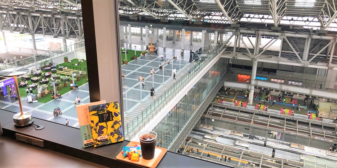 梅田 蔦屋書店 SHARE LOUNGE