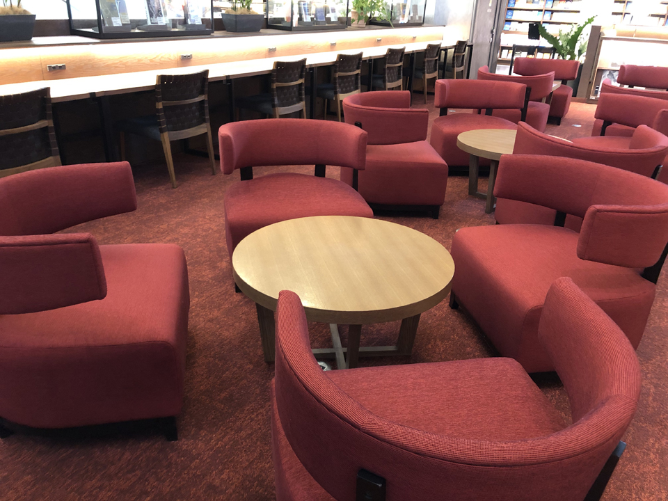 梅田 蔦屋書店 SHARE LOUNGE