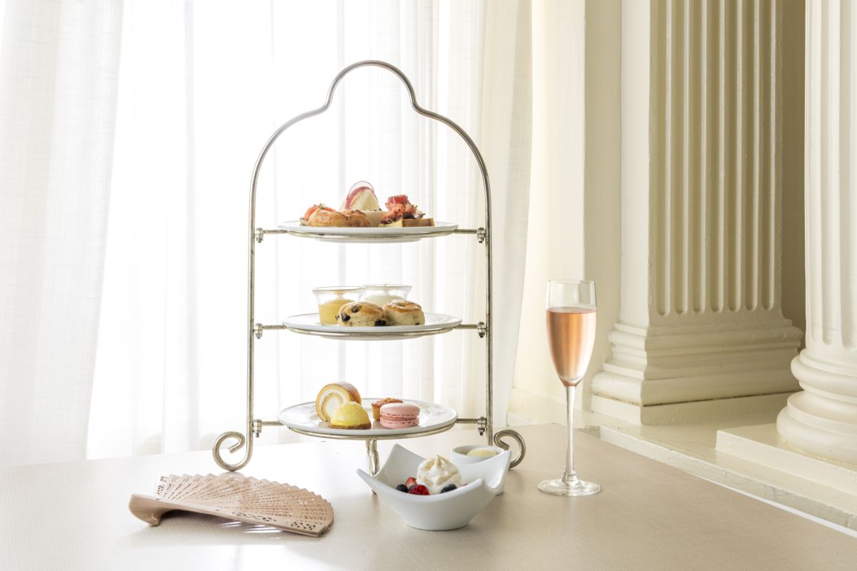 ファーストレディー　85ドル／モアナサーフライダー ウェスティン・リゾート＆スパ ワイキキビーチ