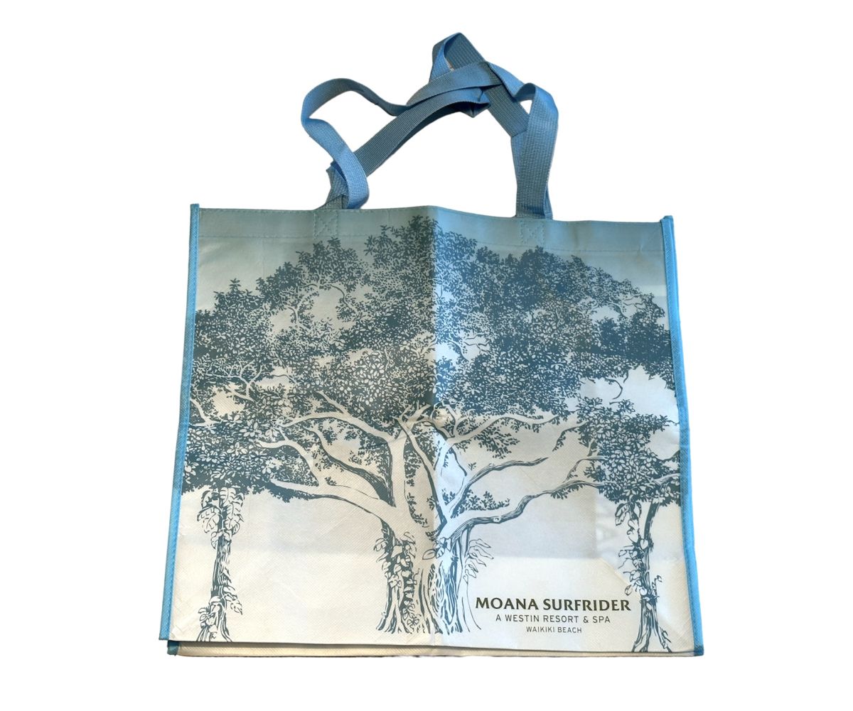 バニヤンツリーをデザインしたエコバックを各部屋1つプレゼント