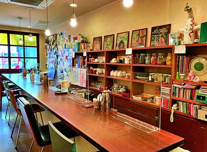 QUIET VILLAGE CURRY SHOPの店内