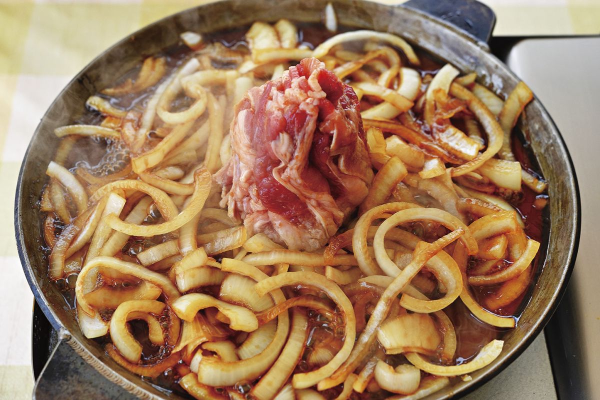 司 十和田バラ焼き大衆食道