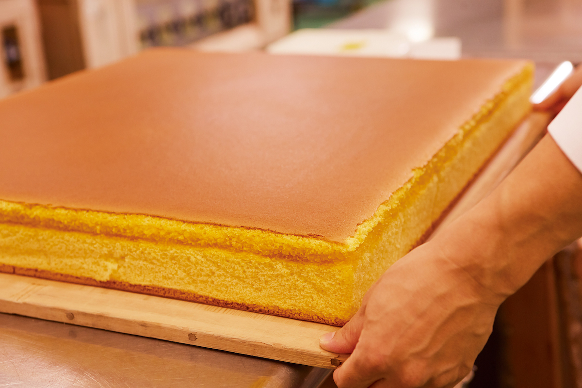 「釜出しカステラ」648円