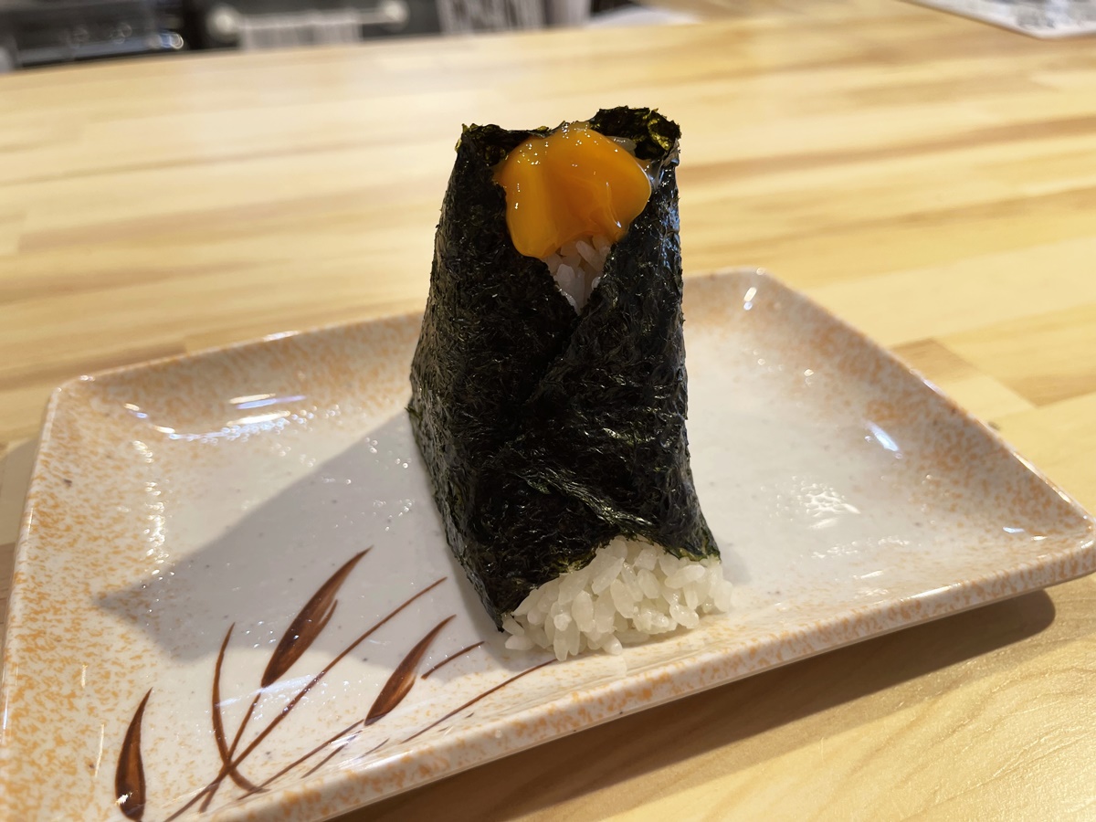 「卵黄醤油漬け」300円