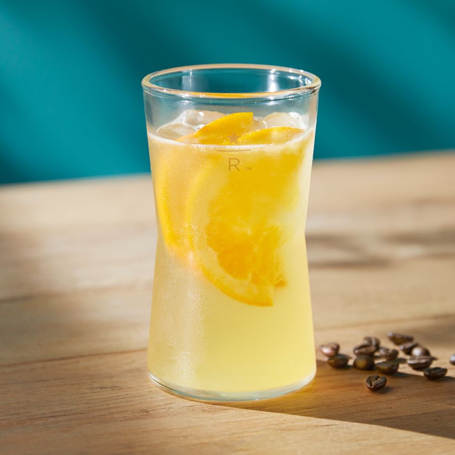 「コーヒーエイド® オレンジ ディライト」1050円（店内利用）、1031円（持ち帰り）