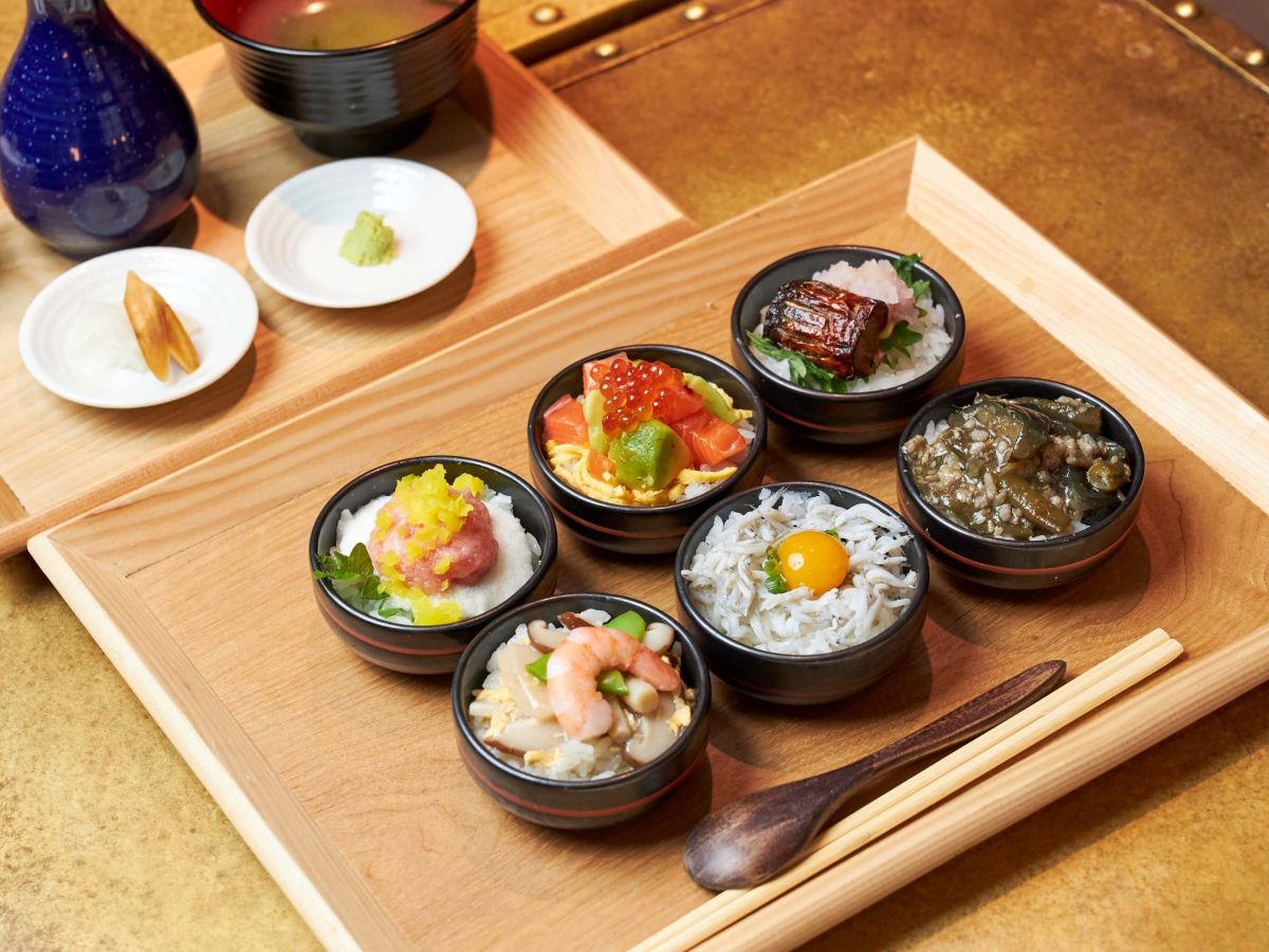 「おちょこ丼6種ランチ」 1780円 ※みそ汁、漬け物、しょうゆ、ワサビ、白だし付き