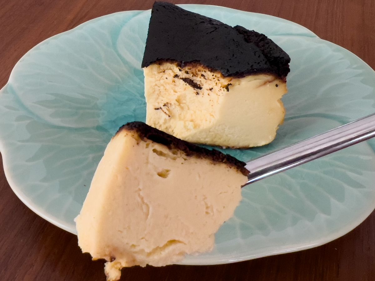 見た目よりも不思議と軽やかな味わい