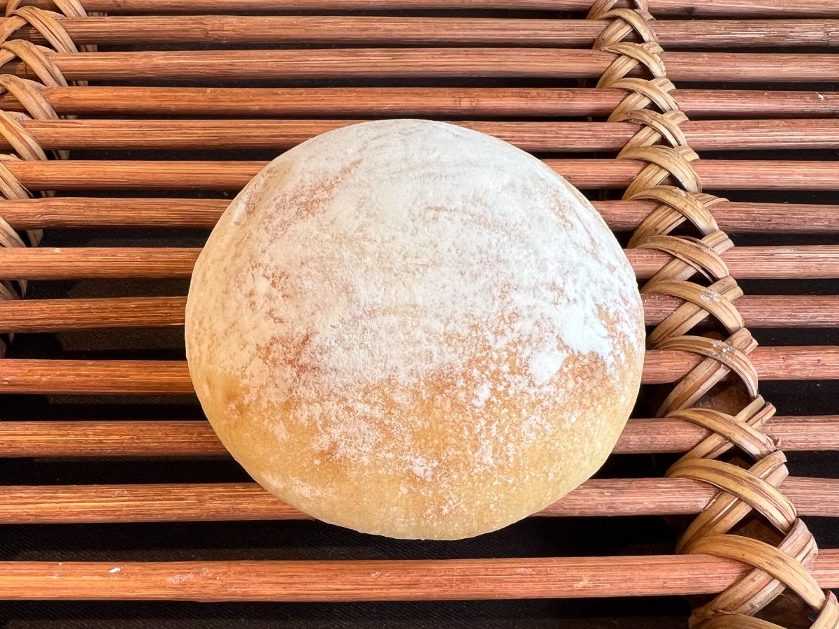 「クリームパン」230円