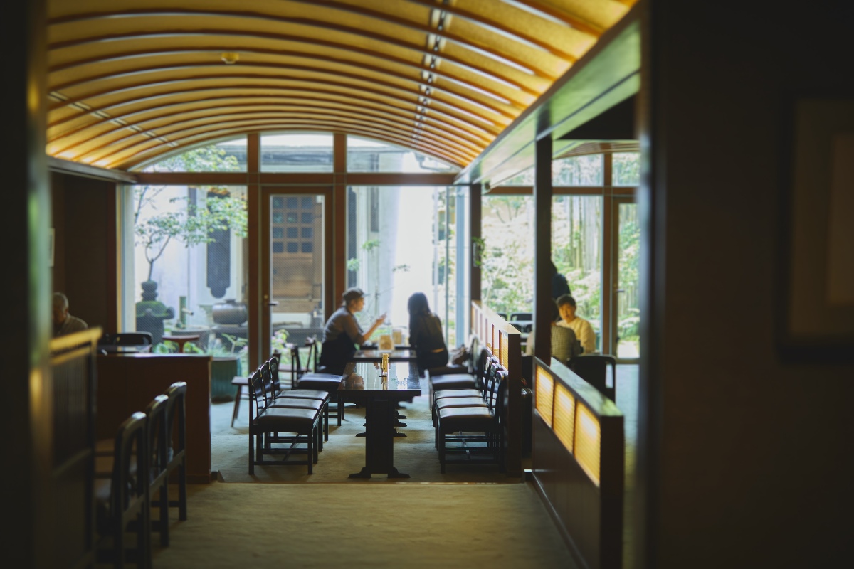 鍵善良房の喫茶室