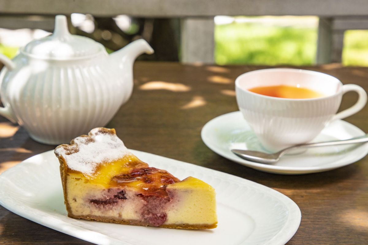 PATISSERIE TOOTH TOOTH Sea Side Cafe