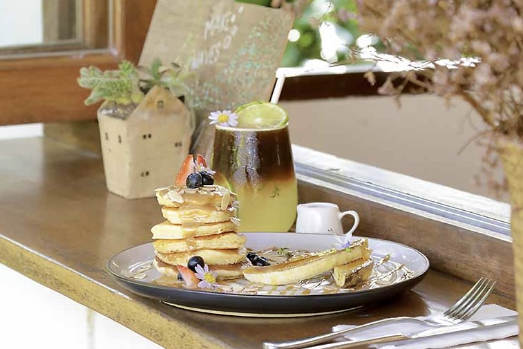 キャラメル・ピーナッツ・パンケーキB185、アメリカーノ・ライム・ハニー・ソーダB95