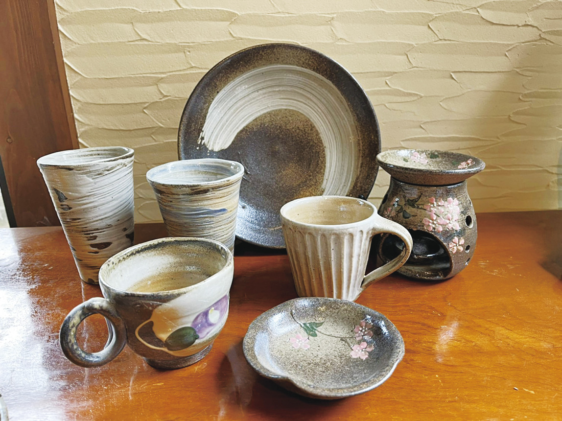 焼き上がった 作品は2～3カ月 で送ってくれます