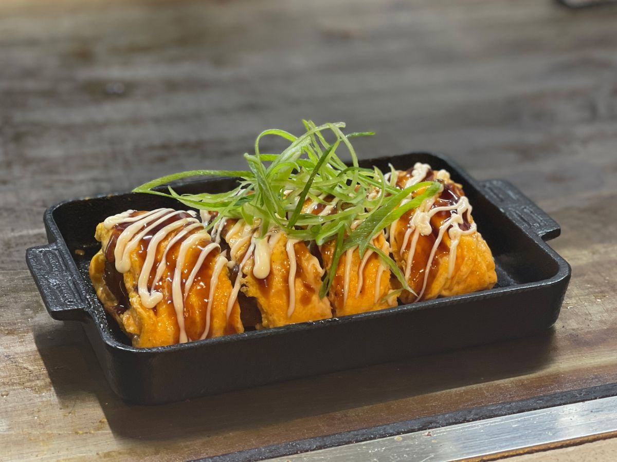 「丹波高原豚の角煮とんぺい焼き」1800円