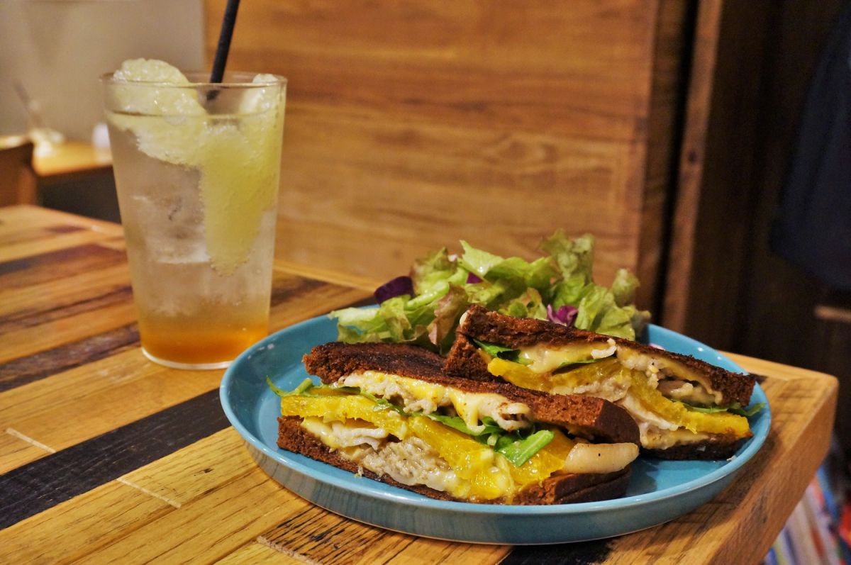 「WNC サンドウィッチ」1300円