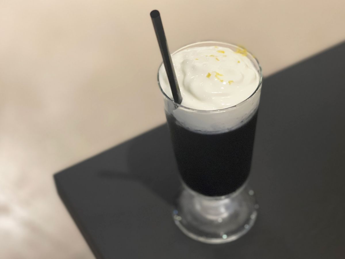 「モノクロレモネード」990円
