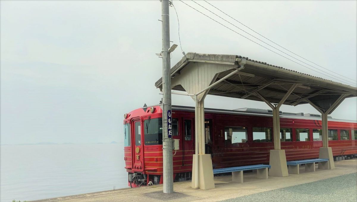 下灘駅　伊予灘ものがたり