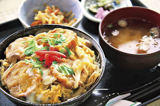 あぶら麩丼750円