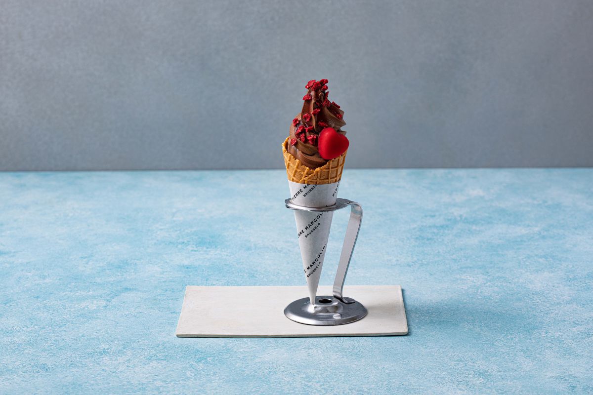 ピエール マルコリーニ　ソフト　ショコラ　フランボワーズ　864円（テイクアウトのみ）