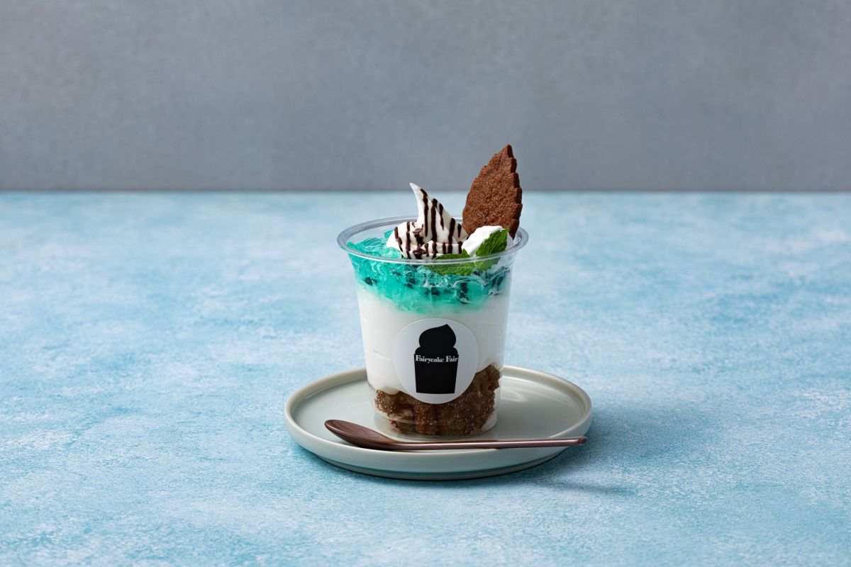 チョコミントパフェ　イートイン・テイクアウト 780円