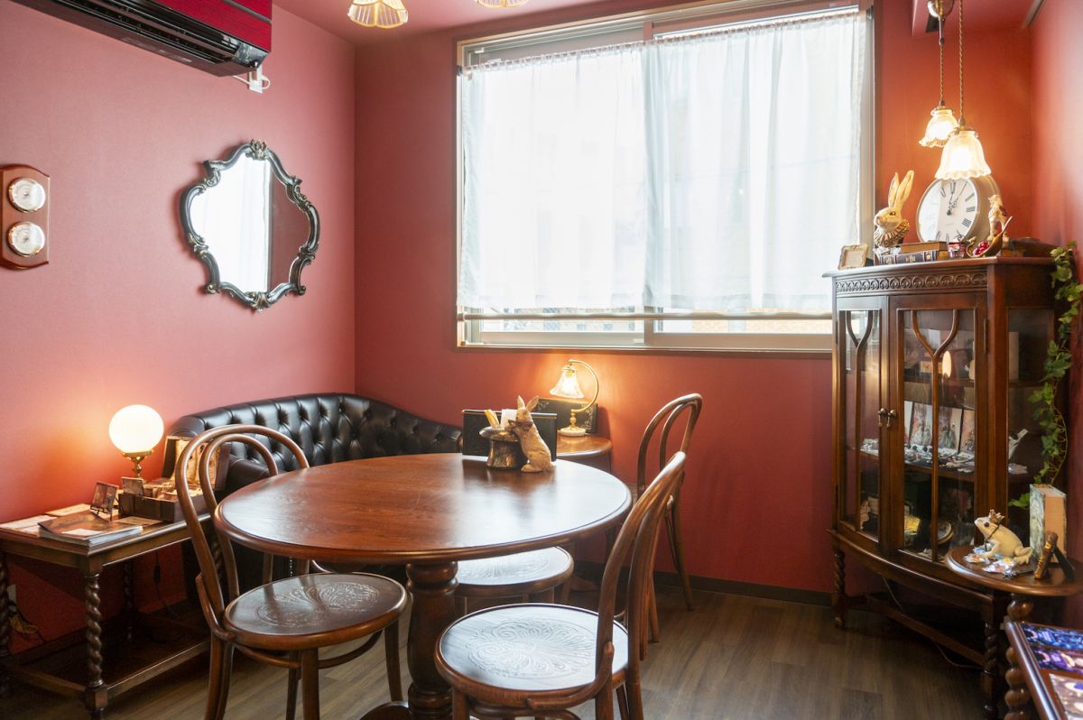 2人で利用できる赤の部屋