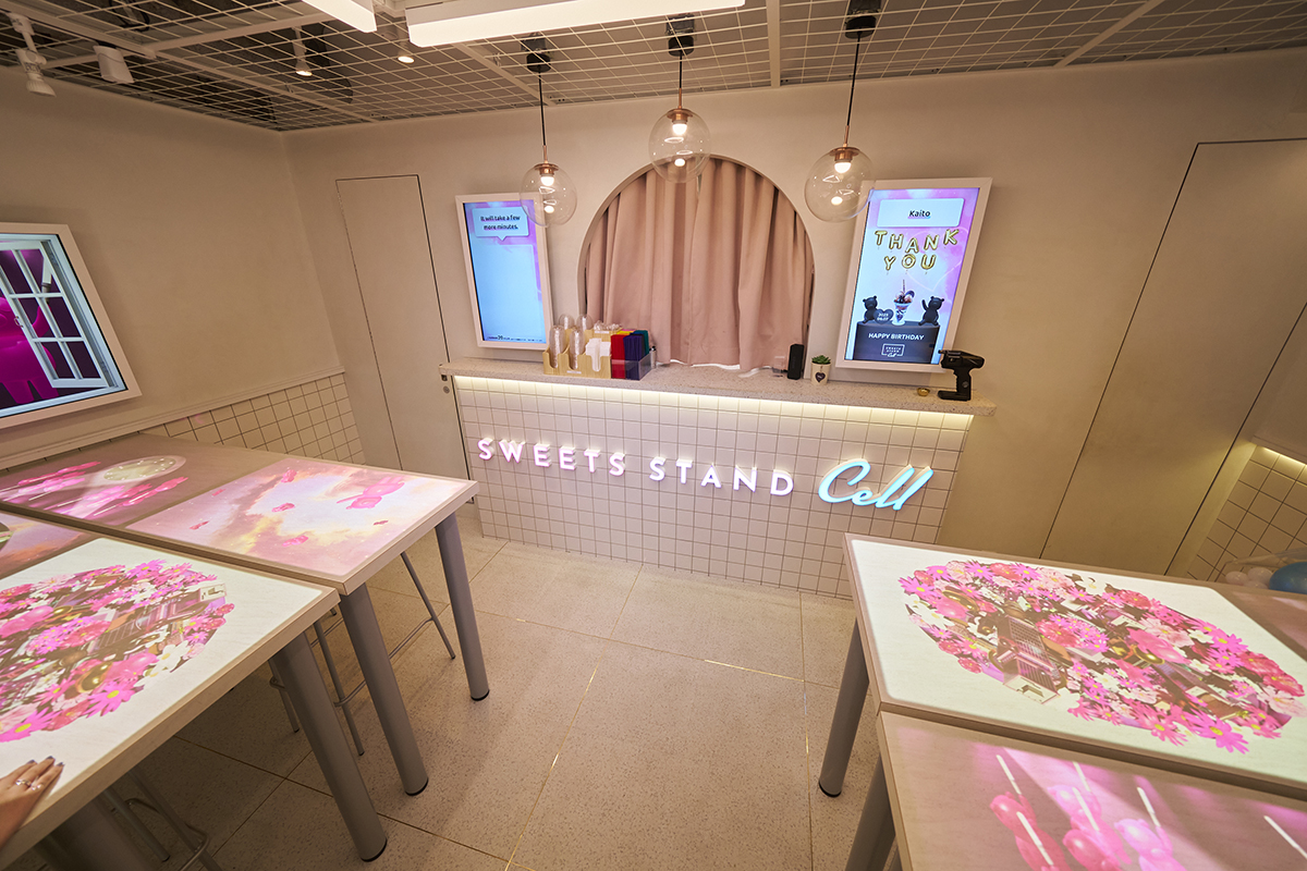 SWEETS STAND Cell