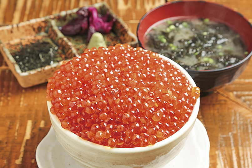 元祖つっこ飯 （中）2690円 