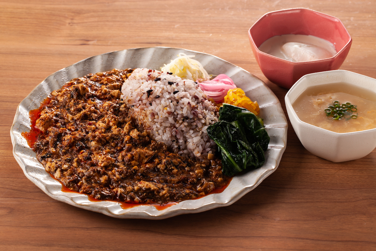 「納豆きのこ麻婆豆腐飯」1200円