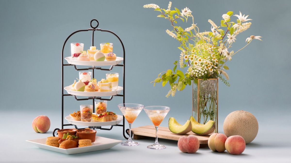 【グランドプリンスホテル新高輪】フレッシュな桃とメロンが主役！夏らしく華やかな「Fresh Summer －Peach＆Melon Afternoon Tea－」