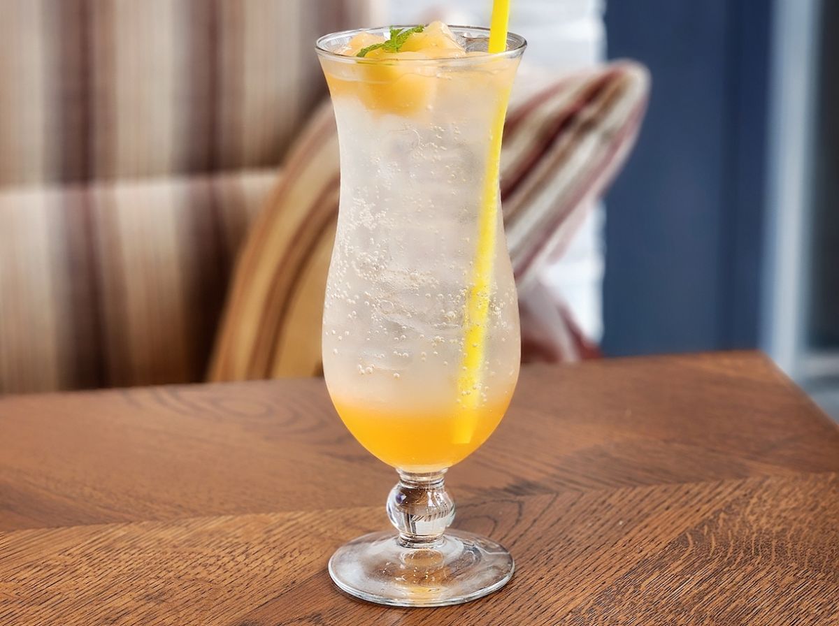 期間限定「ピーチスカッシュ」715円