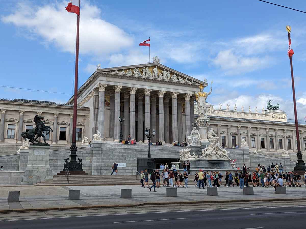 オーストリア国会議事堂