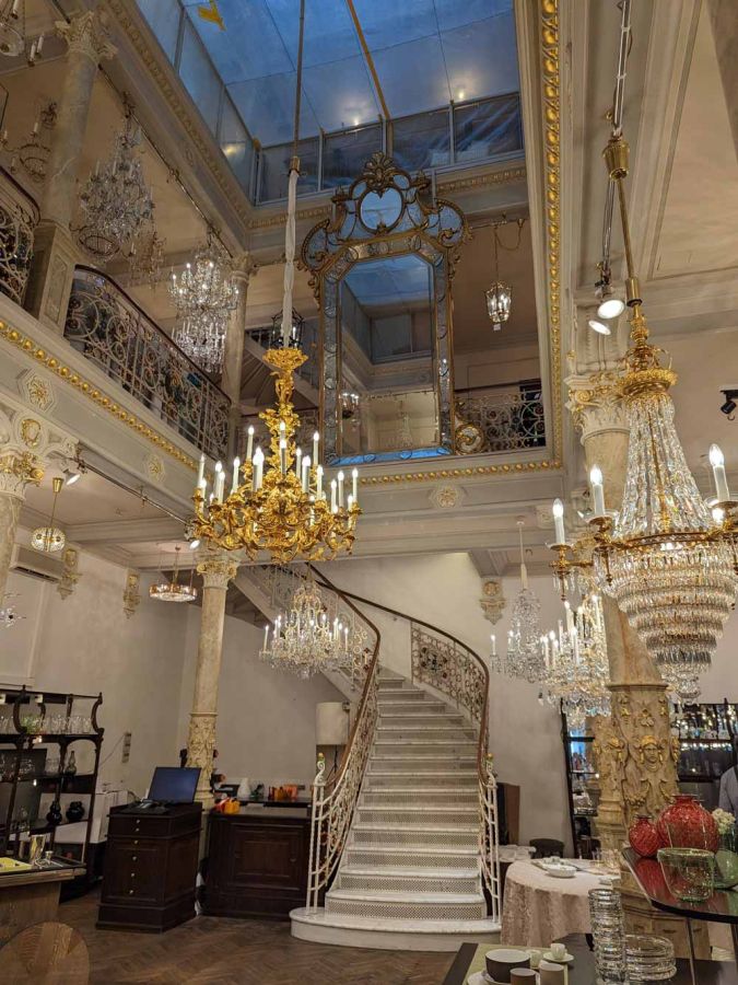 「ロブマイヤー」の本店