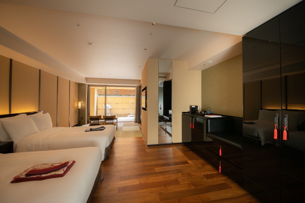 「柚葉（ゆずのは）」デラックスツイン（客室露天風呂・バルコニー・専用庭付き）