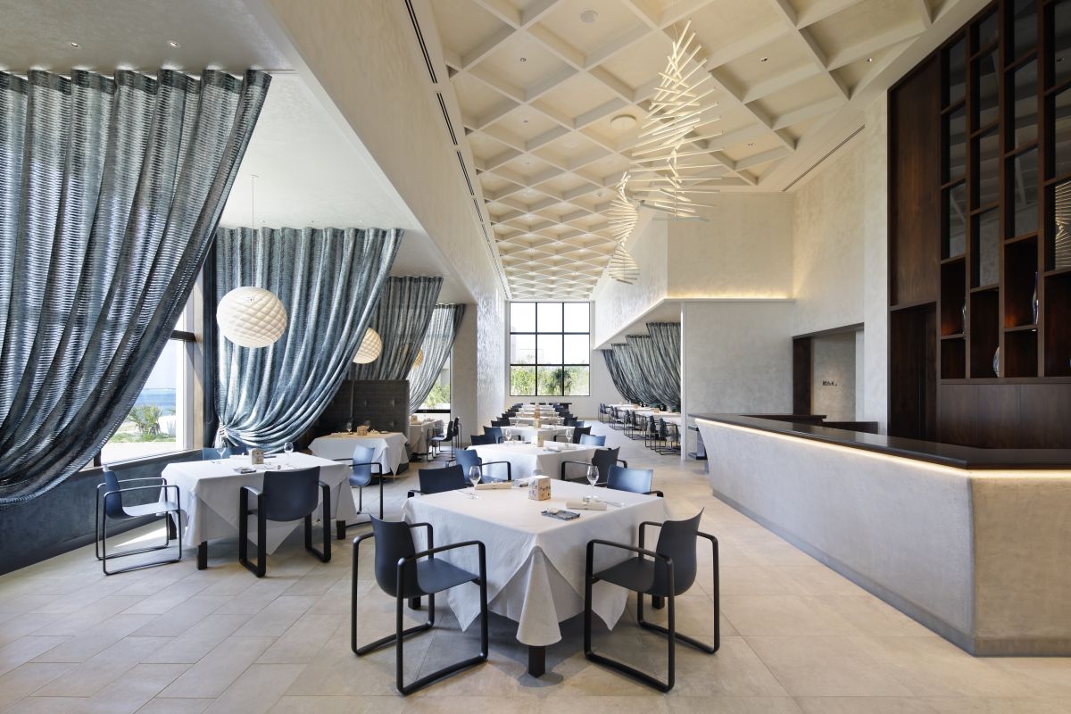 ダイニング内観