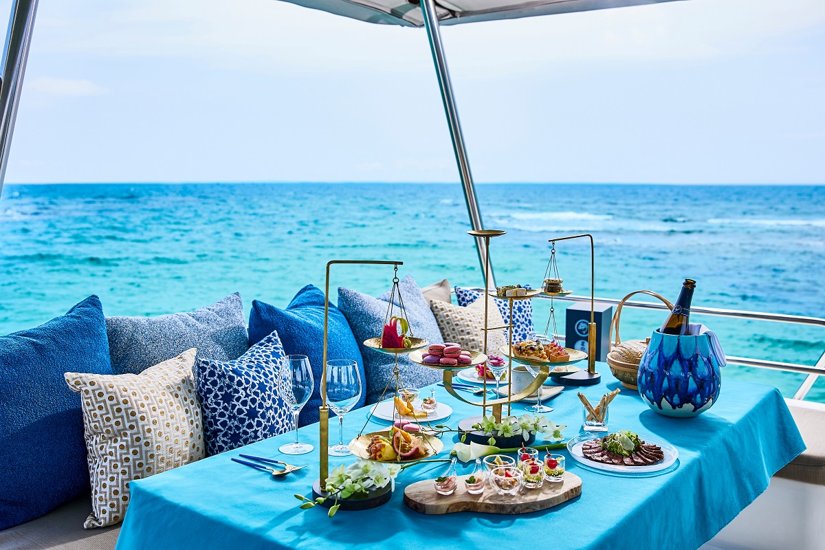 クラブラウンジ