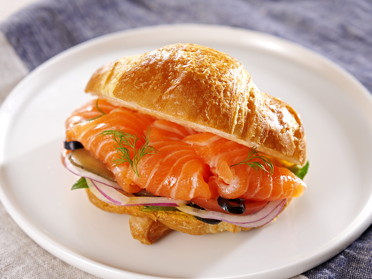 「サーモンサンド」1200円 ※テイクアウト限定