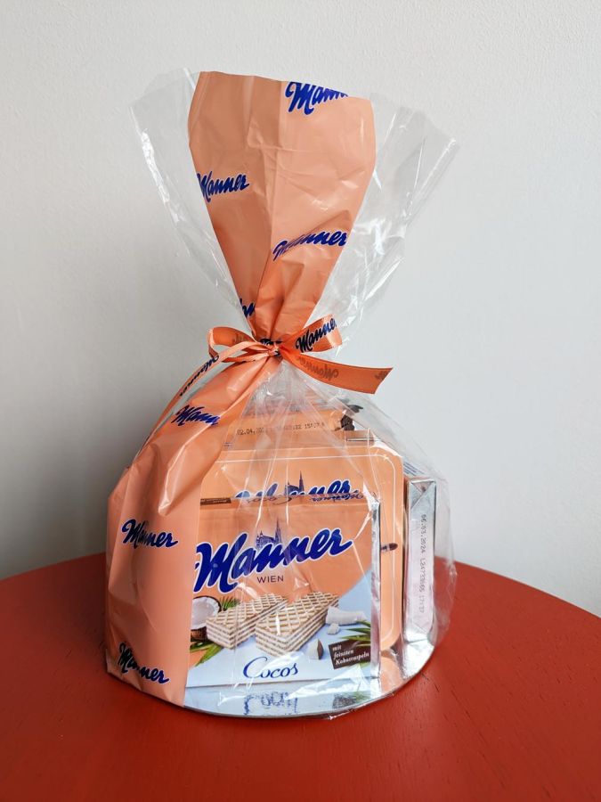 マンナー　ウエハース詰め合わせ　€15.49