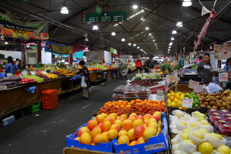 見て回るだけでも楽しいマーケット