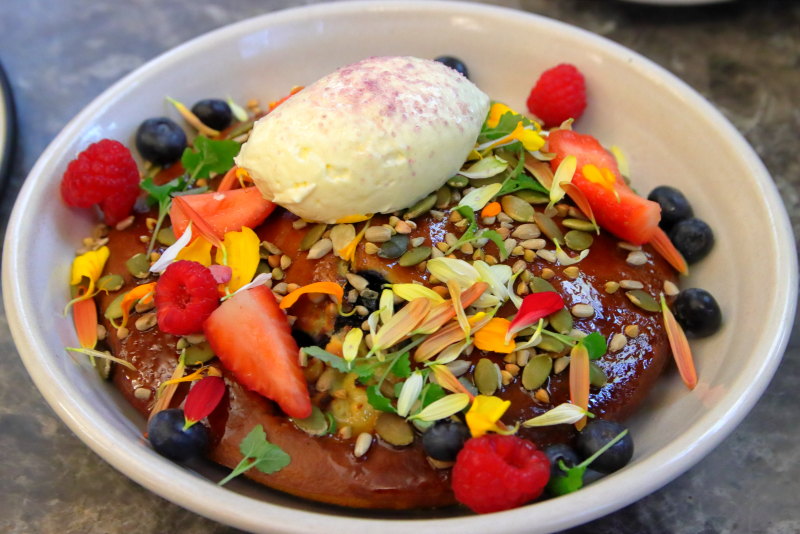 ルーベリー＆リコッタホットケーキ