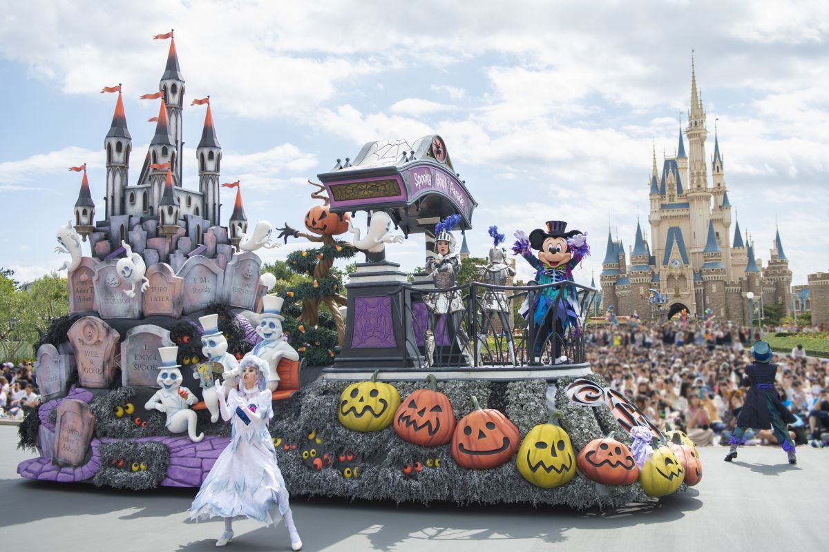 毎日フル仮装OK!東京ディズニーリゾート40周年の「ディズニー