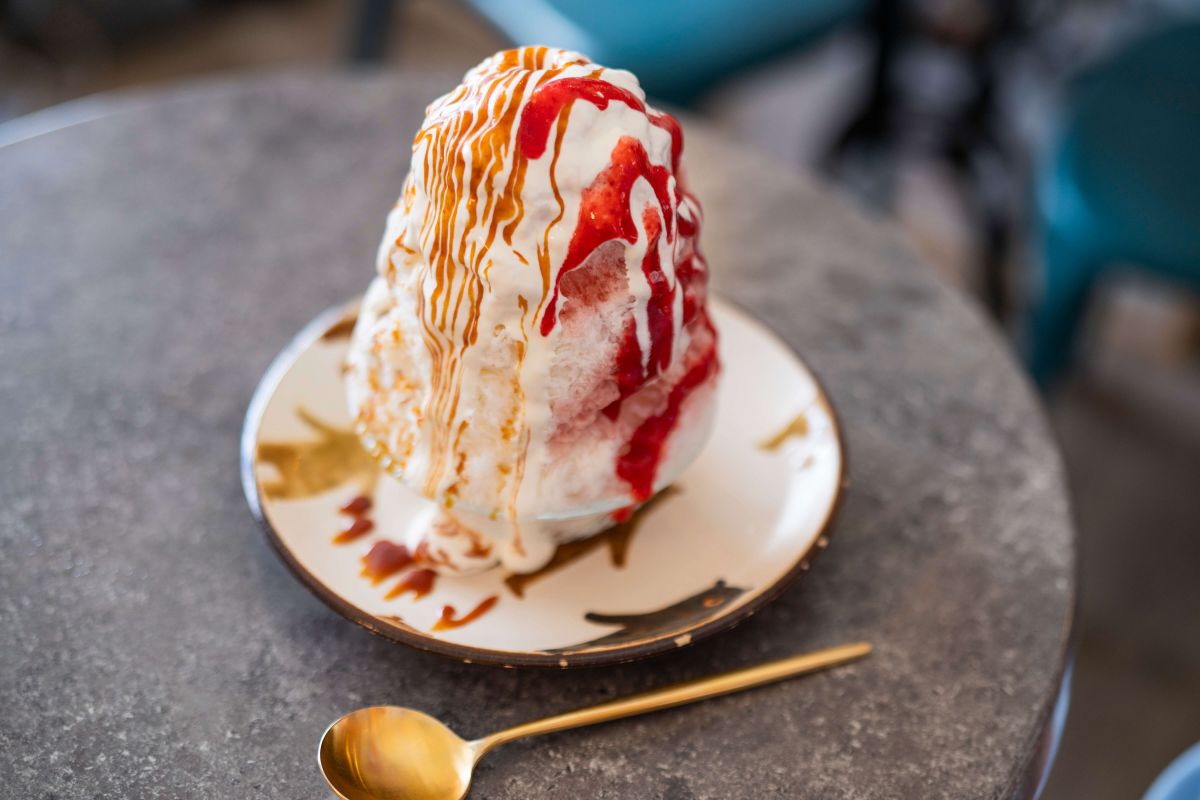 優柔不断の2種盛り（イチゴのフロマージュと自家製焦がしキャラメル）1200円