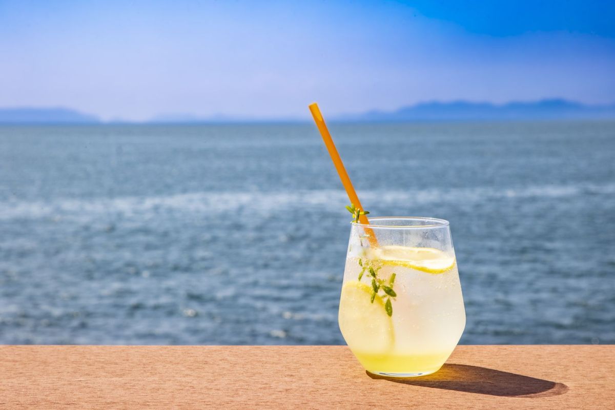 壱枚乃絵 海辺のテラスカフェ 赤穂店