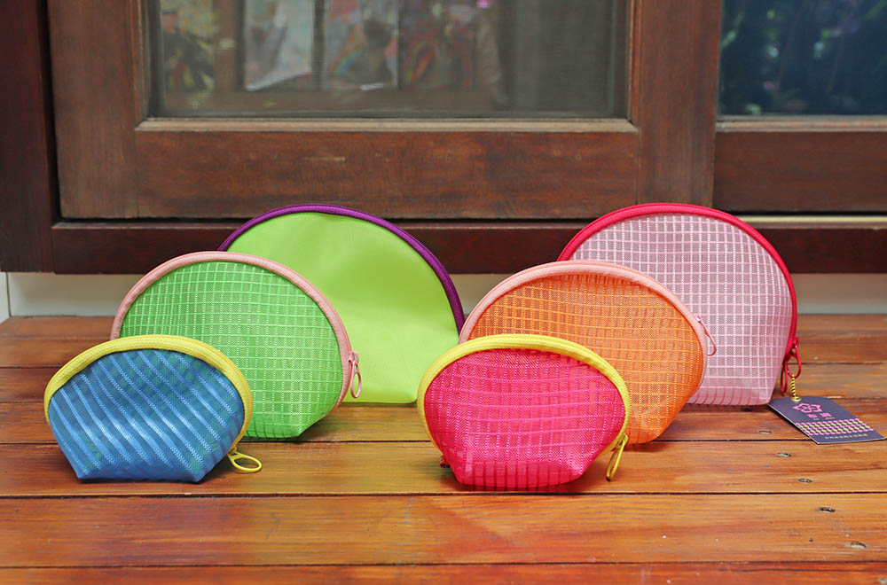 大中小3個セットのポーチ　各NT$980