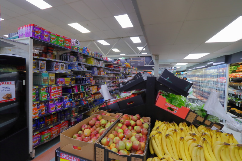 リゾート内にはスーパーマーケットも