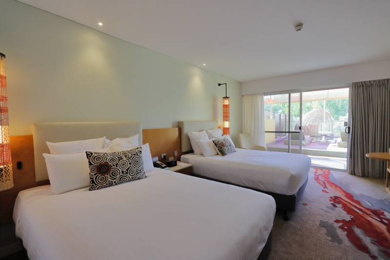 セイルズ・イン・ザ・デザート・ホテルのテラスルーム